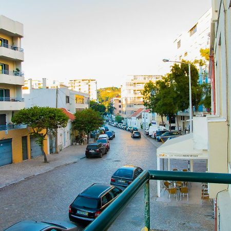 Sonia'S Costa Da Caparica Apartment Exteriör bild